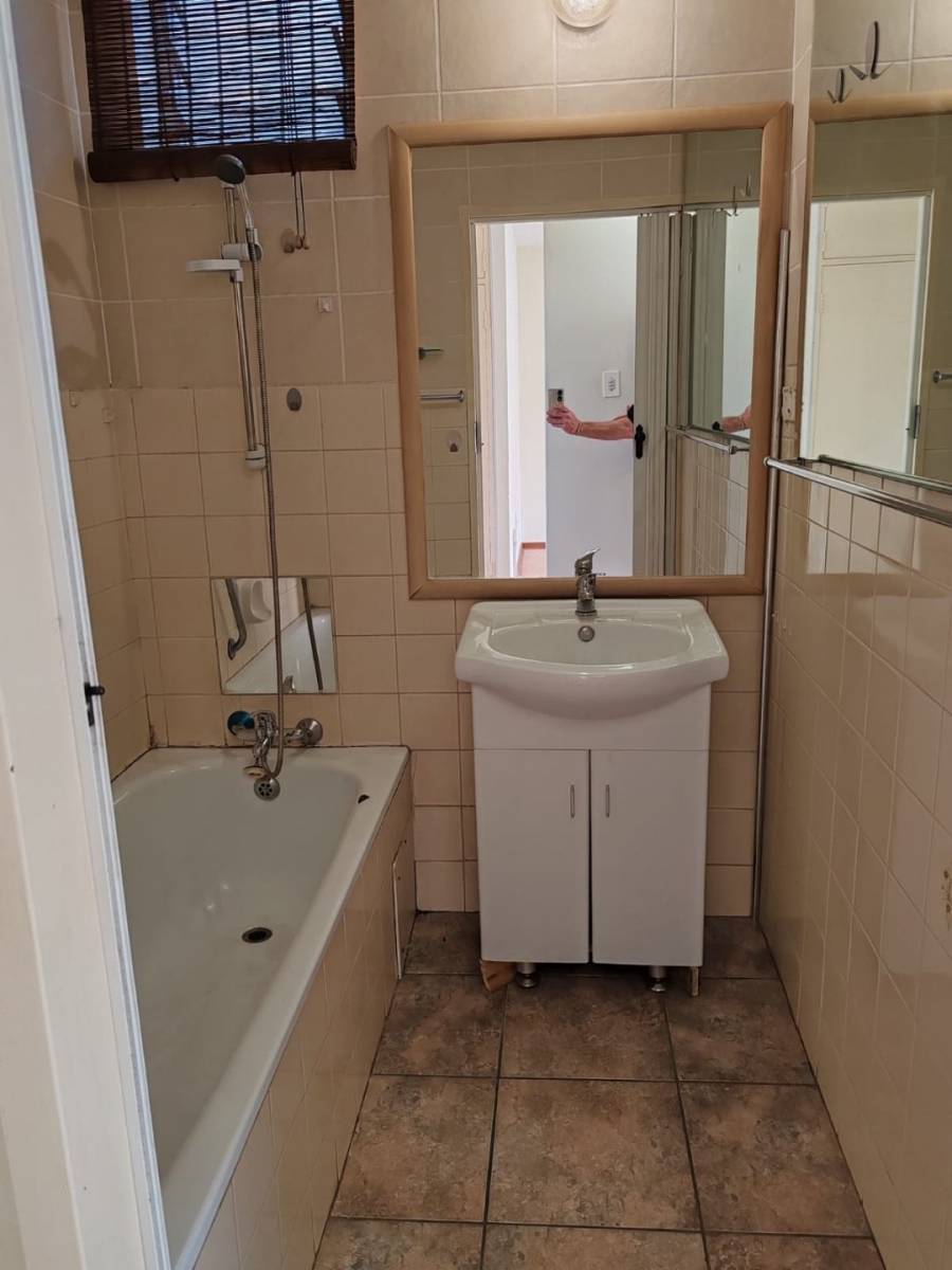 2 Bedroom Property for Sale in Wonderboom South Gauteng