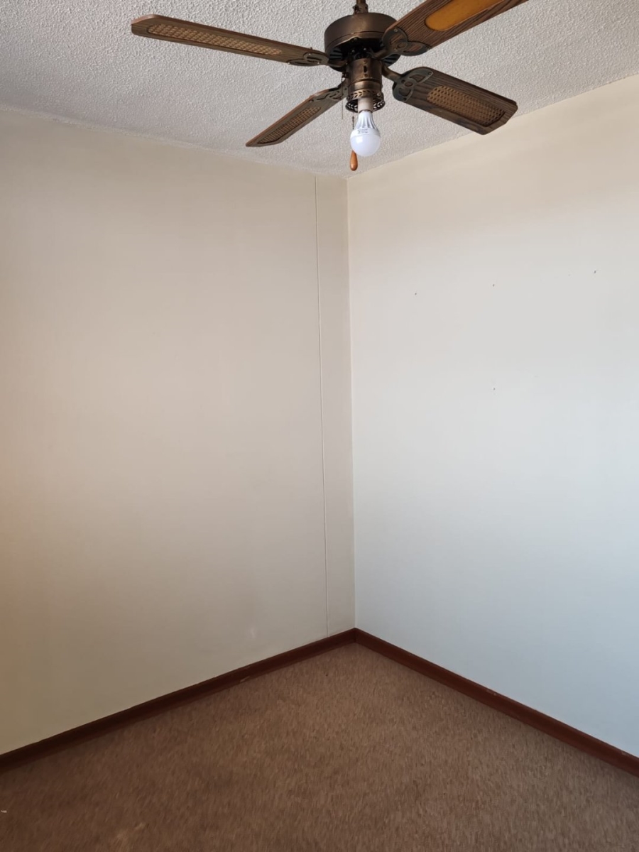2 Bedroom Property for Sale in Wonderboom South Gauteng