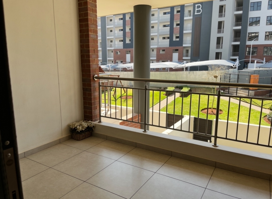 2 Bedroom Property for Sale in Greenstone Hill Gauteng