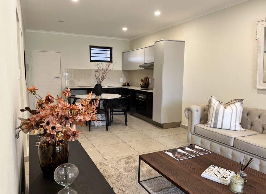 2 Bedroom Property for Sale in Greenstone Hill Gauteng