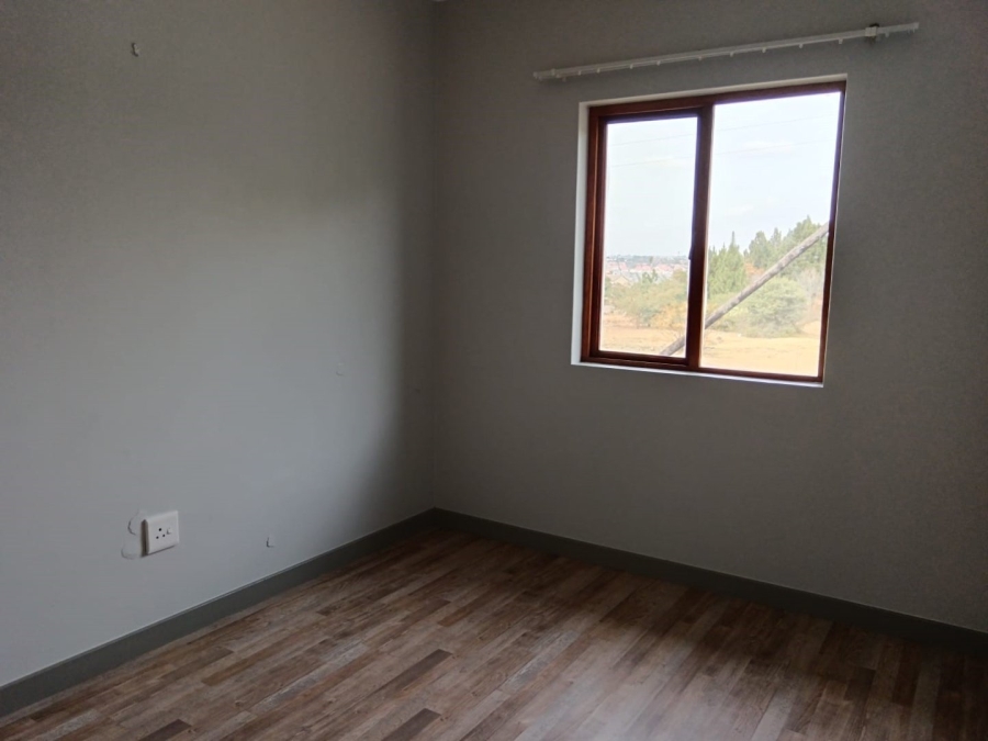 To Let 2 Bedroom Property for Rent in Blue Hills Gauteng
