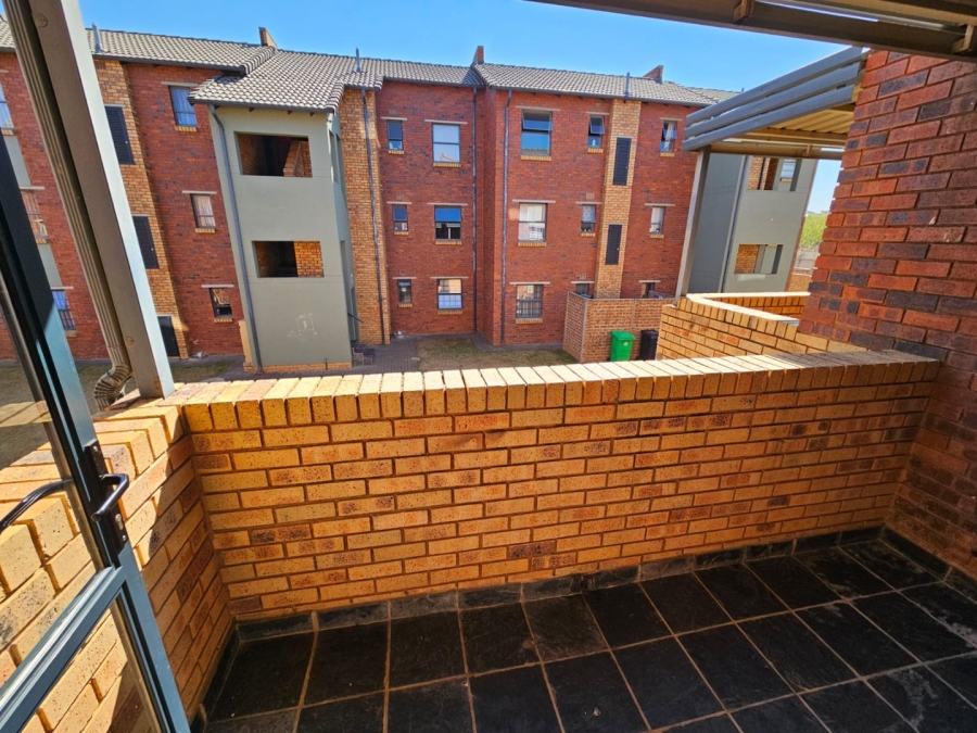 2 Bedroom Property for Sale in Alveda Gauteng