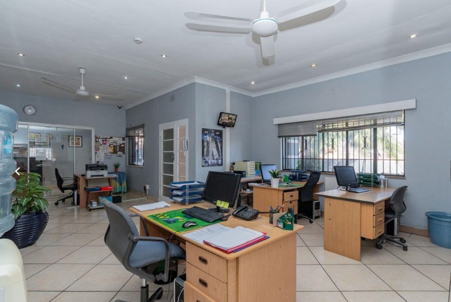 8 Bedroom Property for Sale in Edenvale Central Gauteng