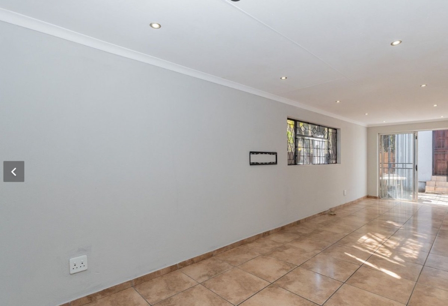 8 Bedroom Property for Sale in Edenvale Central Gauteng