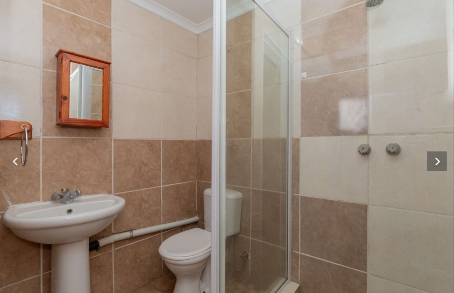 8 Bedroom Property for Sale in Edenvale Central Gauteng