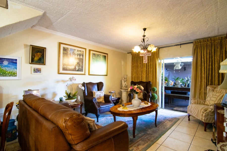 3 Bedroom Property for Sale in Constantia Park Gauteng