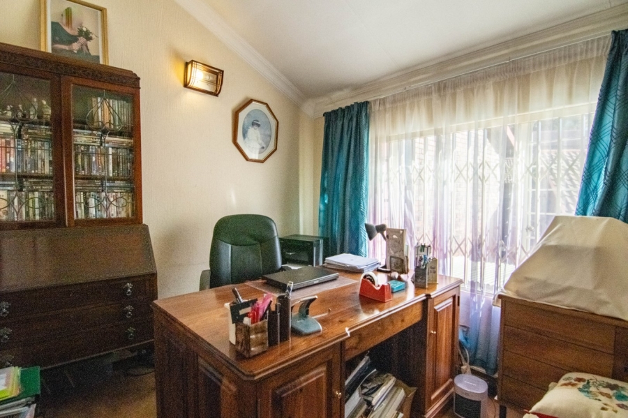 3 Bedroom Property for Sale in Constantia Park Gauteng