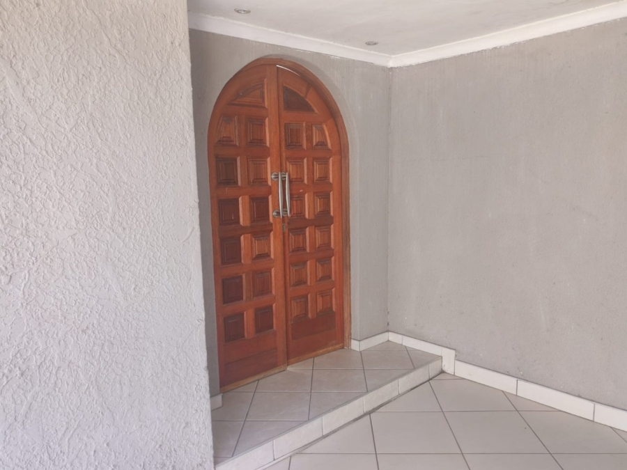 4 Bedroom Property for Sale in Atlasville Gauteng