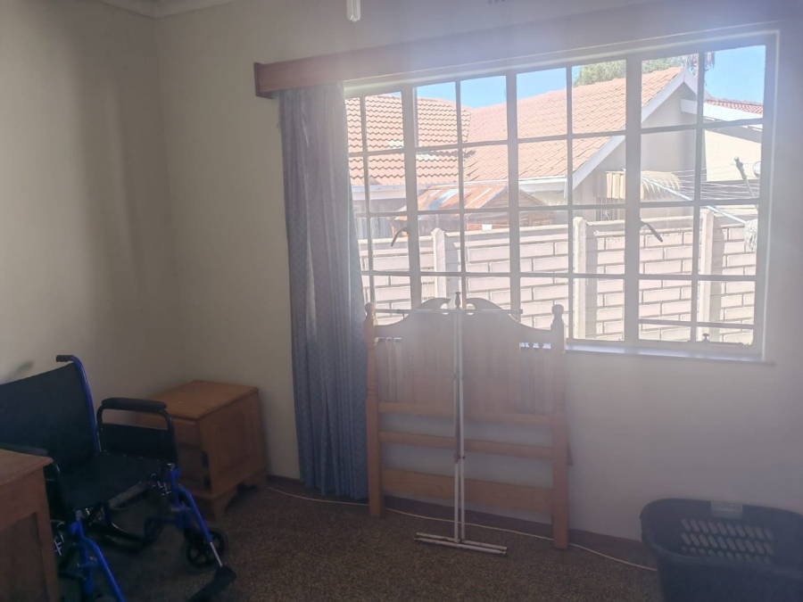 4 Bedroom Property for Sale in Atlasville Gauteng