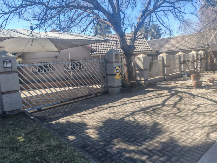 4 Bedroom Property for Sale in Atlasville Gauteng