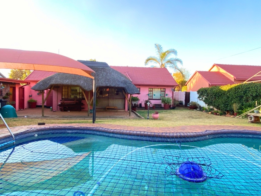 3 Bedroom Property for Sale in Dan Pienaarville Gauteng