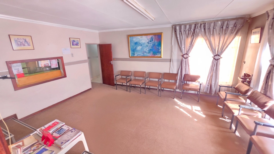 7 Bedroom Property for Sale in Laudium Gauteng