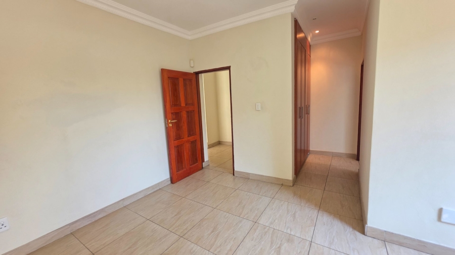 6 Bedroom Property for Sale in Eldoraigne Gauteng