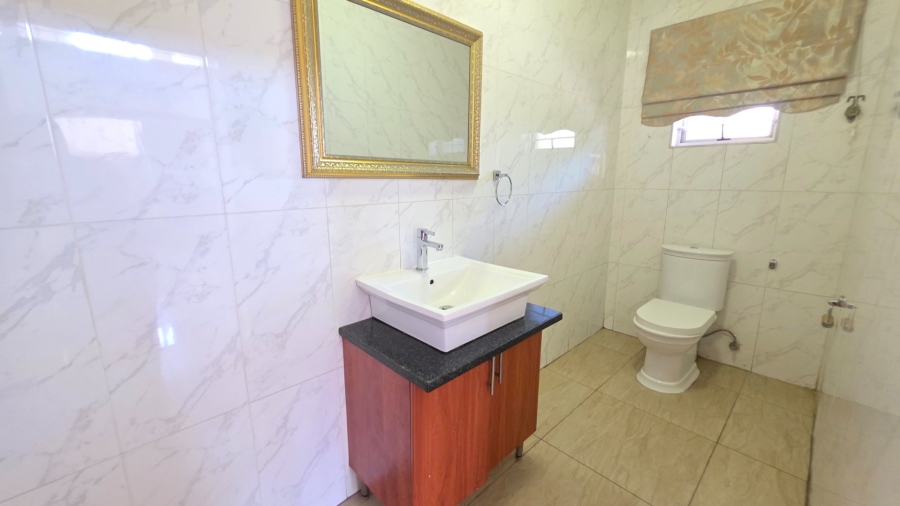 6 Bedroom Property for Sale in Eldoraigne Gauteng