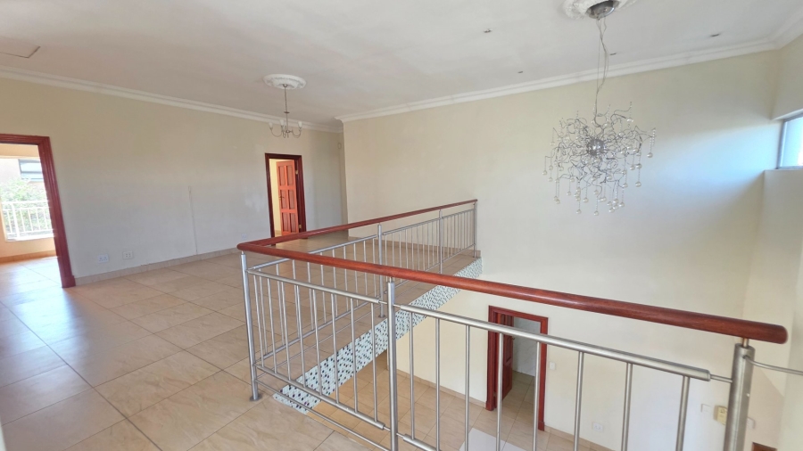 6 Bedroom Property for Sale in Eldoraigne Gauteng