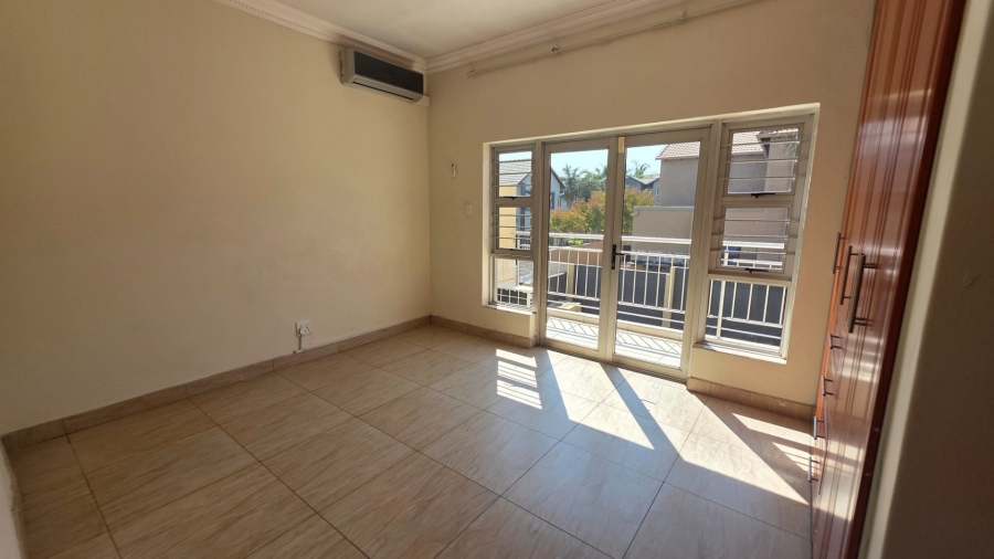 6 Bedroom Property for Sale in Eldoraigne Gauteng