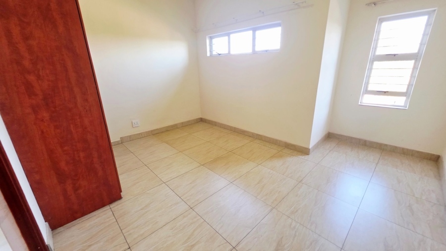6 Bedroom Property for Sale in Eldoraigne Gauteng