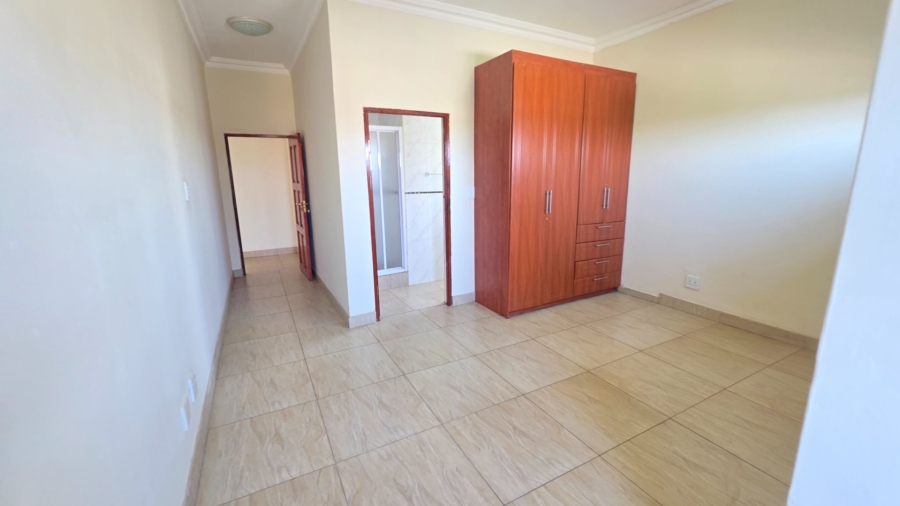 6 Bedroom Property for Sale in Eldoraigne Gauteng