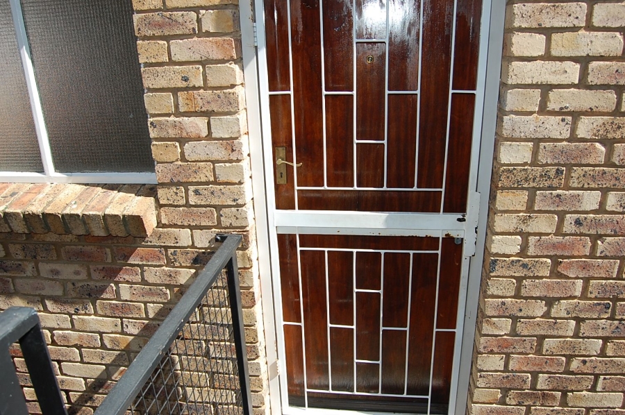 To Let 1 Bedroom Property for Rent in Wonderboom South Gauteng
