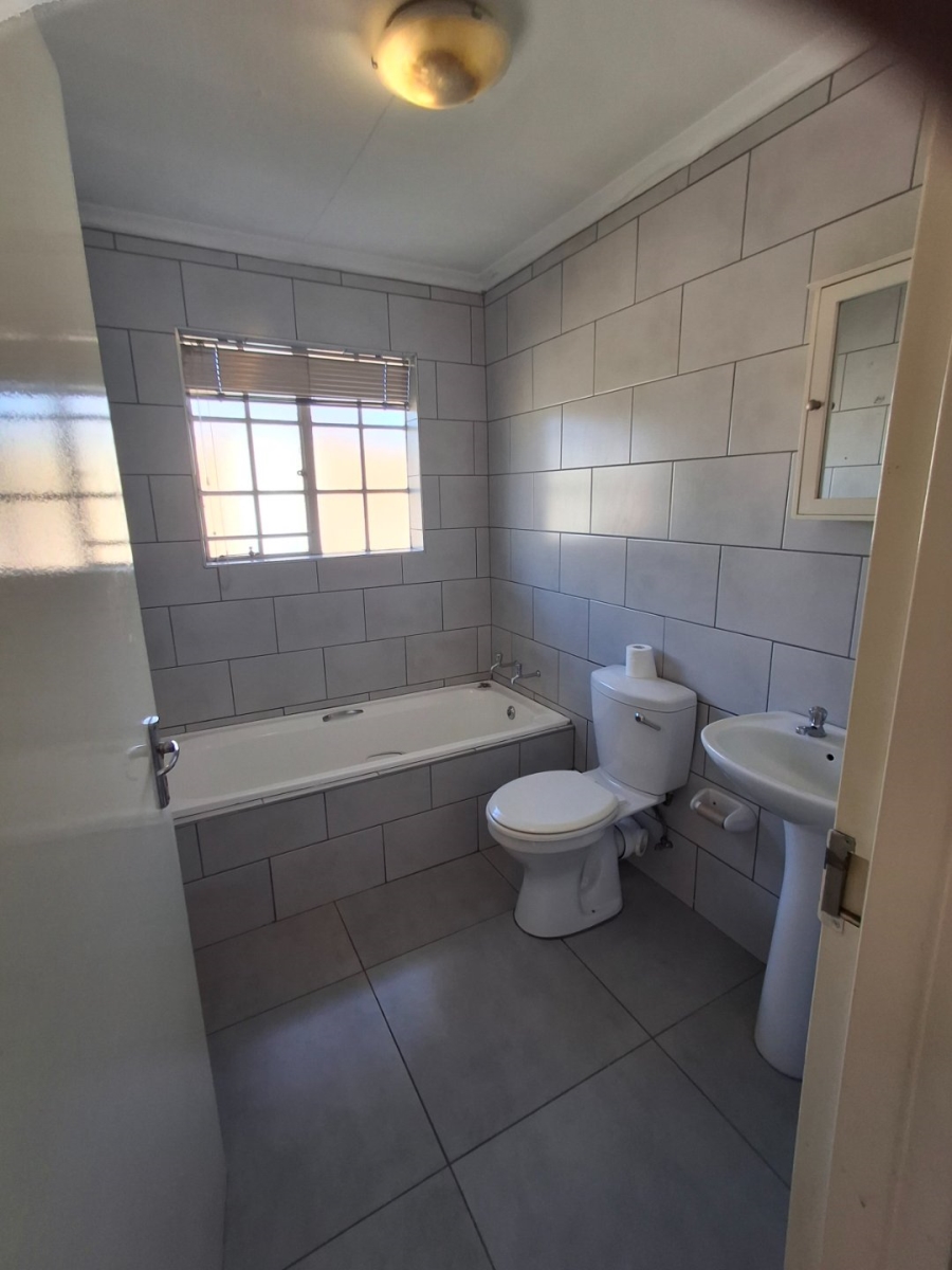 4 Bedroom Property for Sale in Rynfield Gauteng