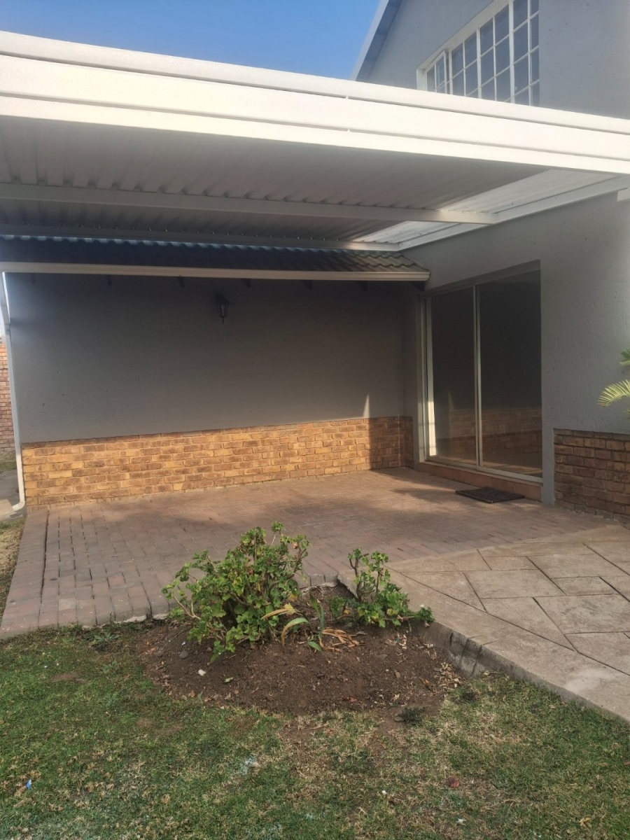 4 Bedroom Property for Sale in Rynfield Gauteng