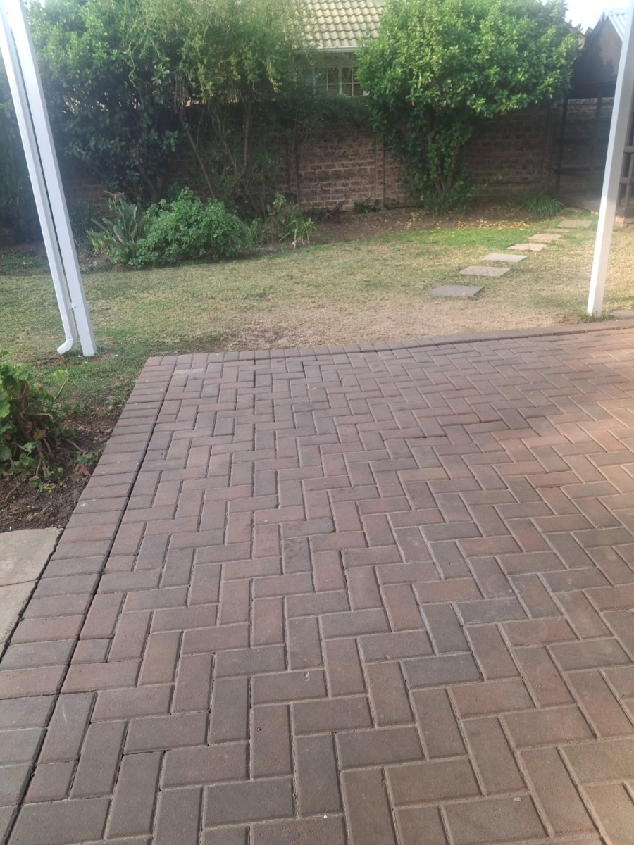 4 Bedroom Property for Sale in Rynfield Gauteng