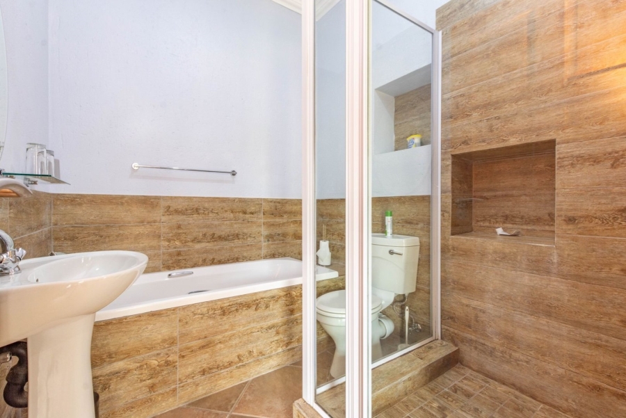 18 Bedroom Property for Sale in Bredell Gauteng