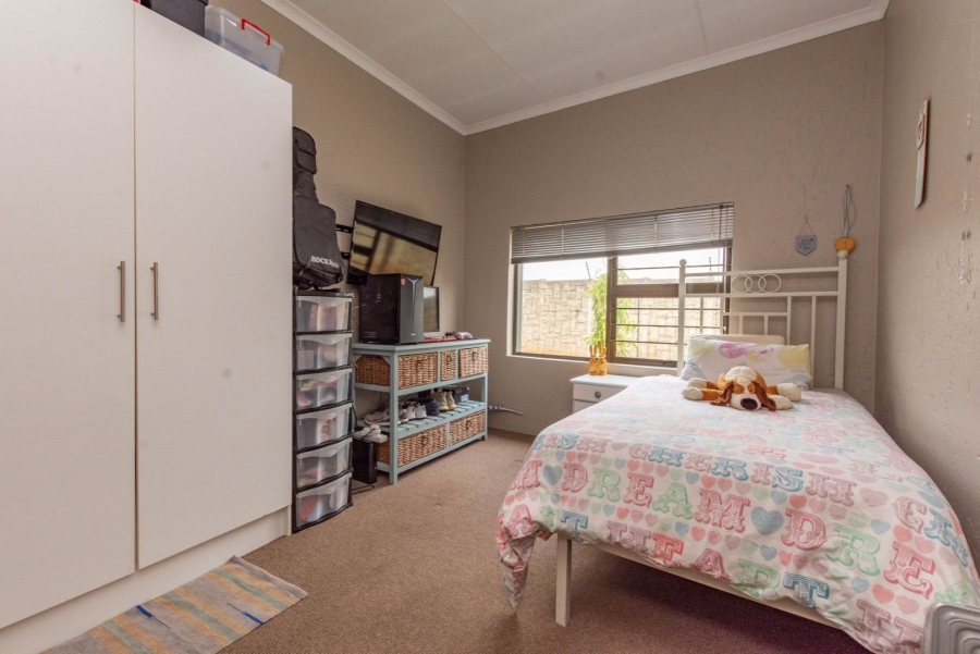 18 Bedroom Property for Sale in Bredell Gauteng