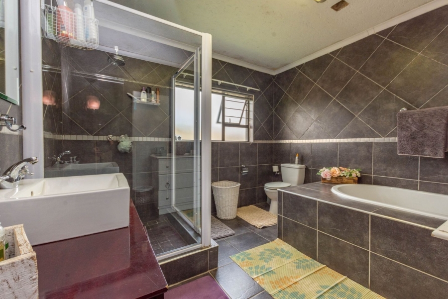 18 Bedroom Property for Sale in Bredell Gauteng