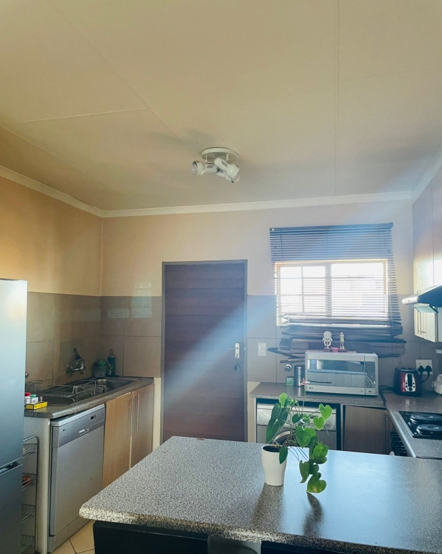 To Let 2 Bedroom Property for Rent in Sagewood Gauteng