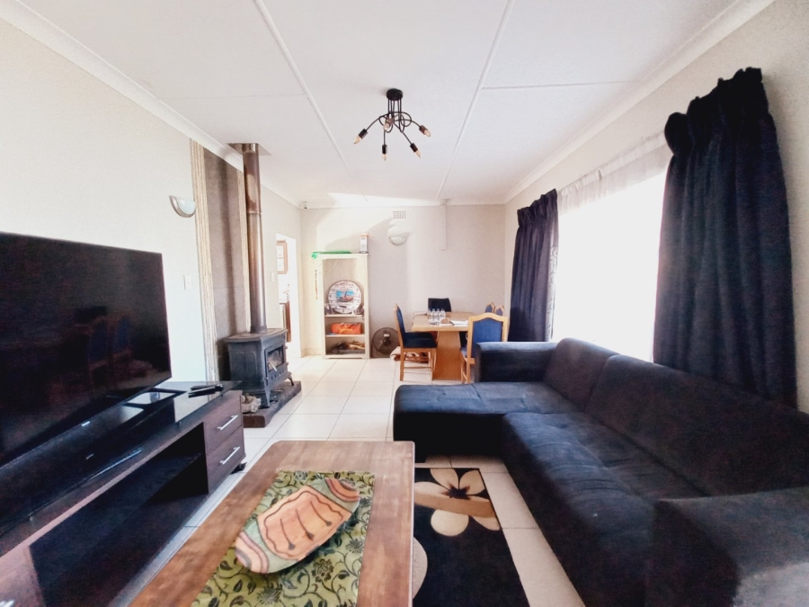 3 Bedroom Property for Sale in Homestead Gauteng
