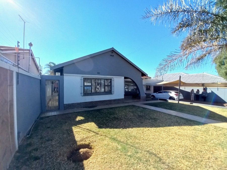 3 Bedroom Property for Sale in Homestead Gauteng