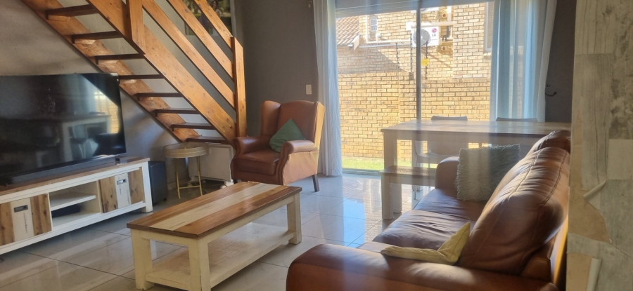 3 Bedroom Property for Sale in Willowbrook Gauteng