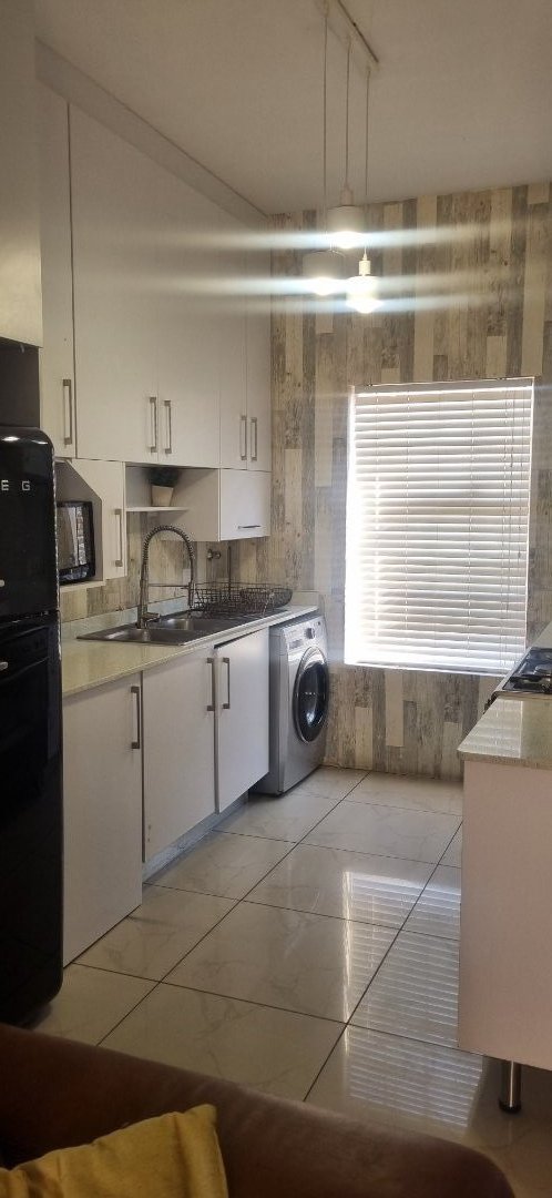 3 Bedroom Property for Sale in Willowbrook Gauteng