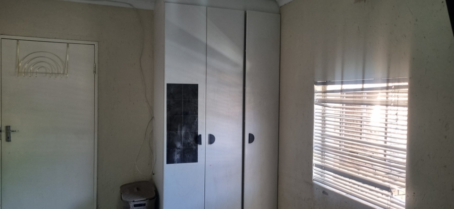 3 Bedroom Property for Sale in Willowbrook Gauteng
