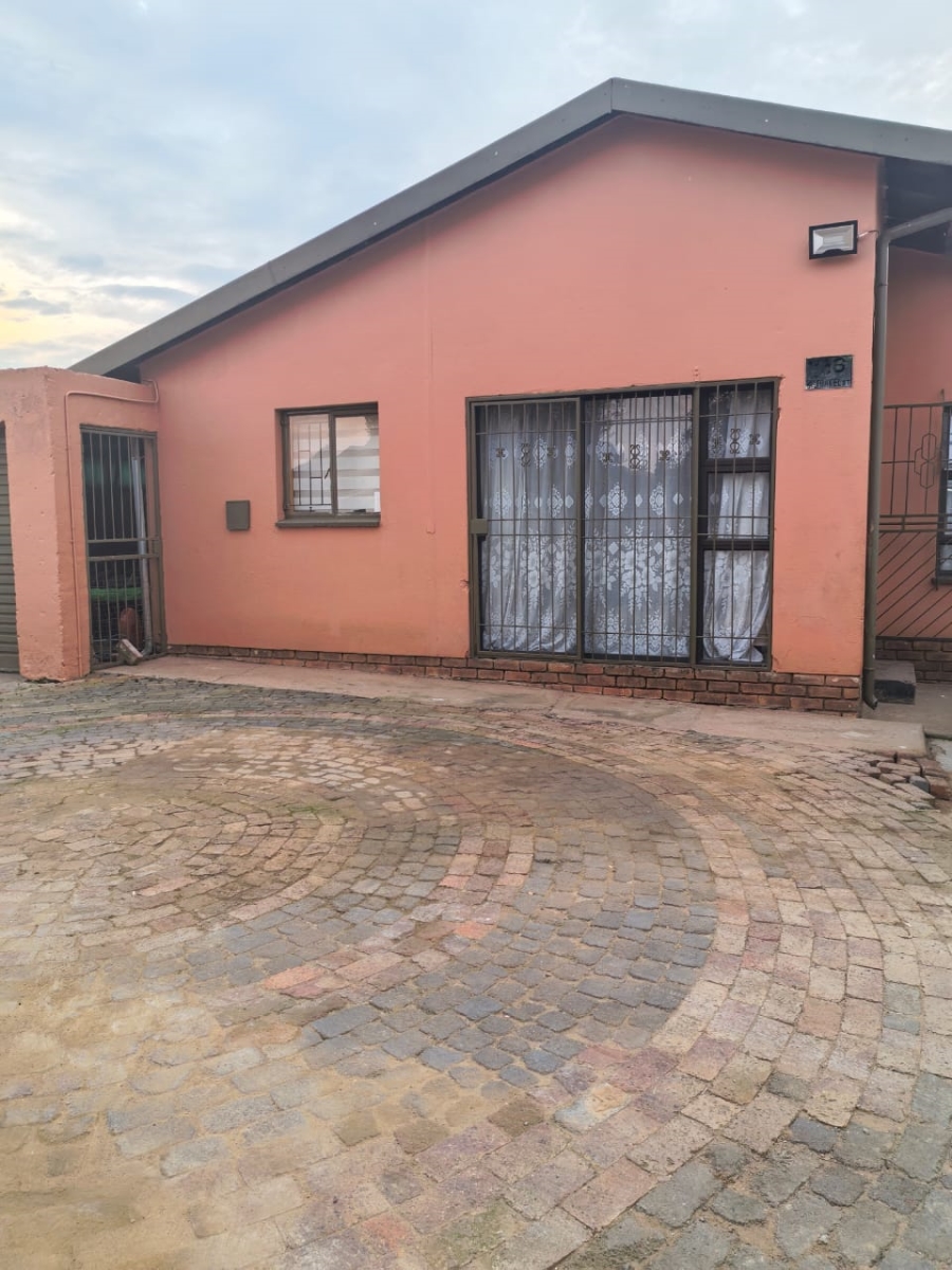 3 Bedroom Property for Sale in Delmore Park Gauteng