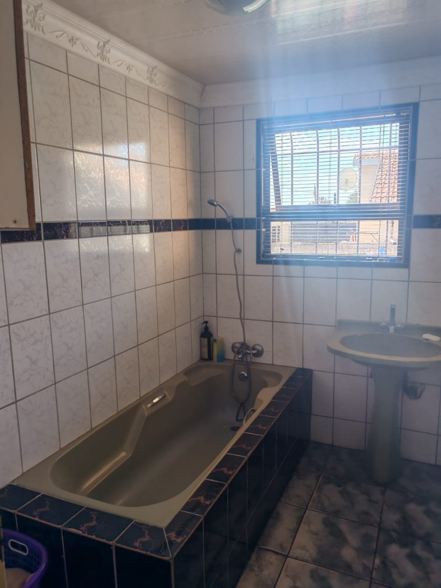 3 Bedroom Property for Sale in Delmore Park Gauteng