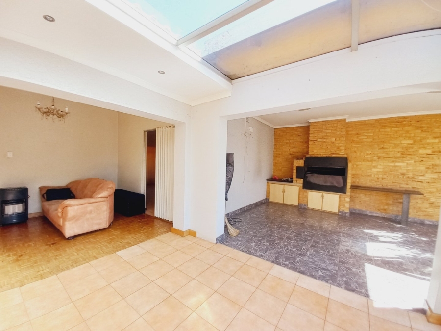 3 Bedroom Property for Sale in Primrose East Gauteng