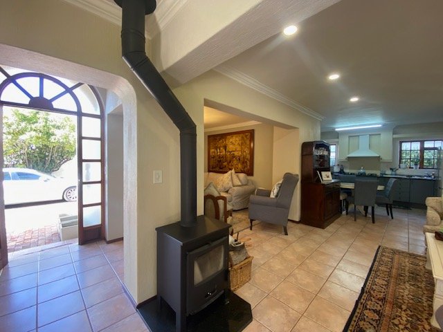 4 Bedroom Property for Sale in Fairland Gauteng