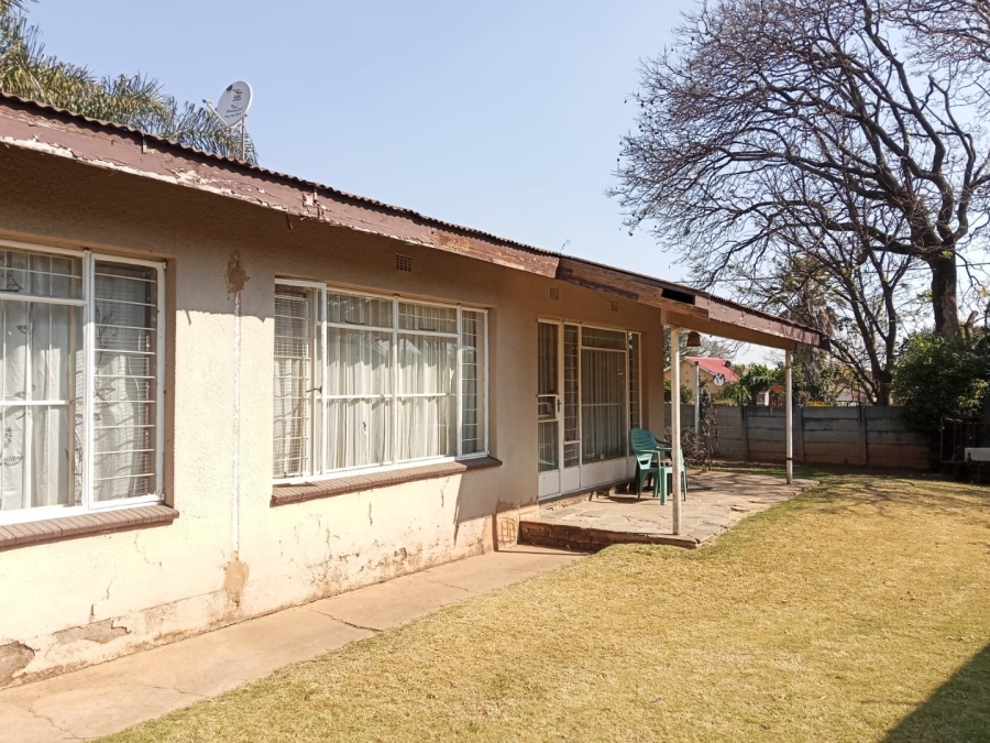 4 Bedroom Property for Sale in Krugersdorp North Gauteng