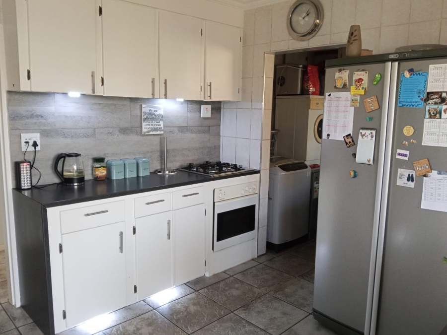 4 Bedroom Property for Sale in Krugersdorp North Gauteng