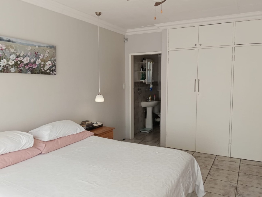 4 Bedroom Property for Sale in Krugersdorp North Gauteng