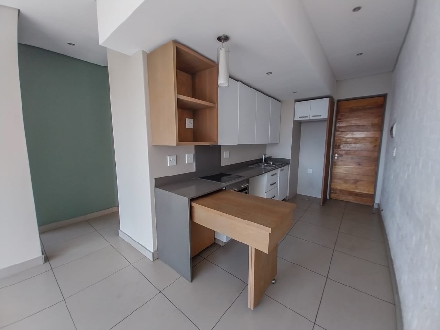 2 Bedroom Property for Sale in Nieuw Muckleneuk Gauteng