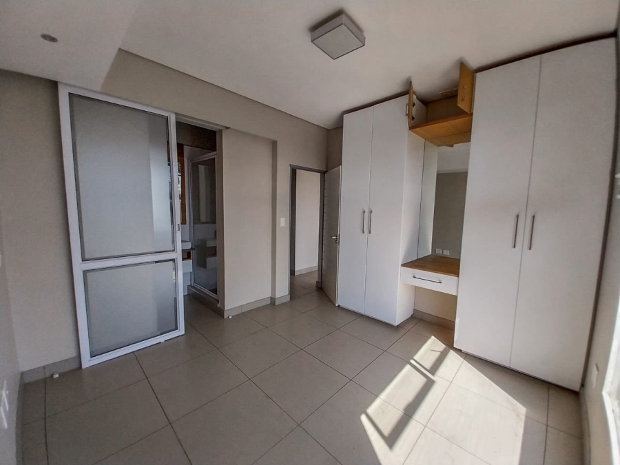 2 Bedroom Property for Sale in Nieuw Muckleneuk Gauteng
