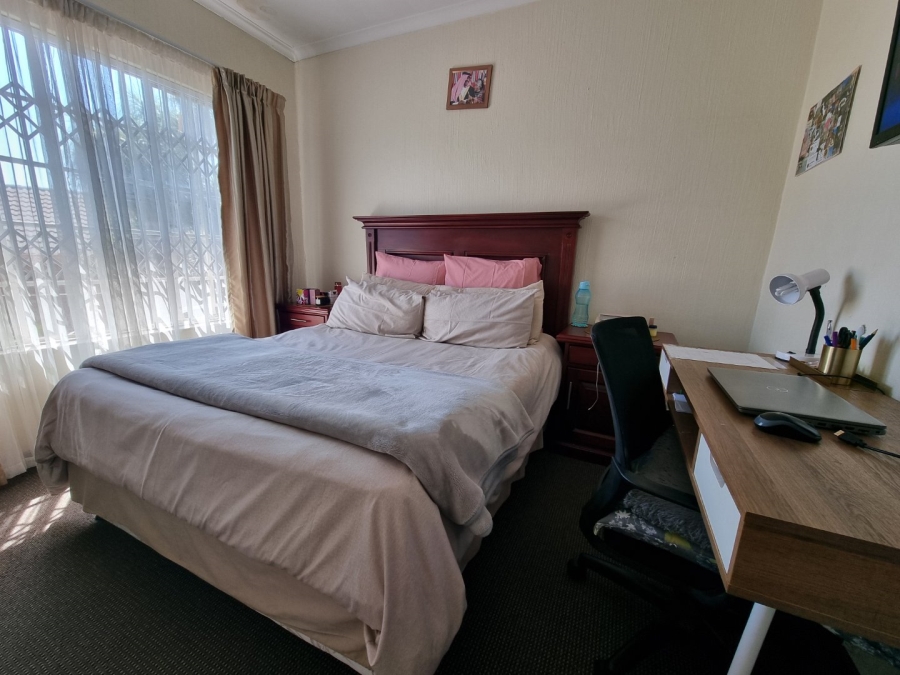 3 Bedroom Property for Sale in Zwartkop Gauteng