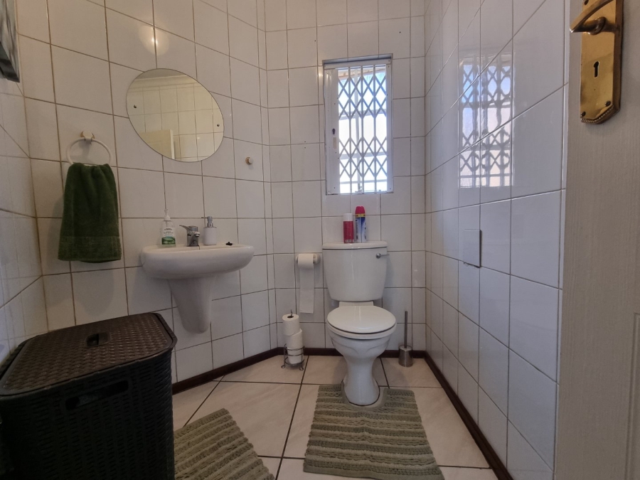 3 Bedroom Property for Sale in Zwartkop Gauteng