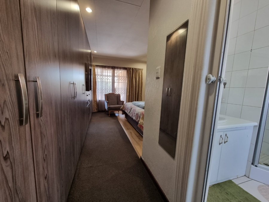 3 Bedroom Property for Sale in Zwartkop Gauteng