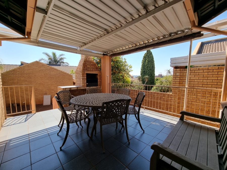 3 Bedroom Property for Sale in Zwartkop Gauteng