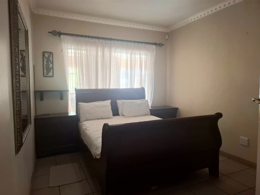 4 Bedroom Property for Sale in Ninapark Gauteng