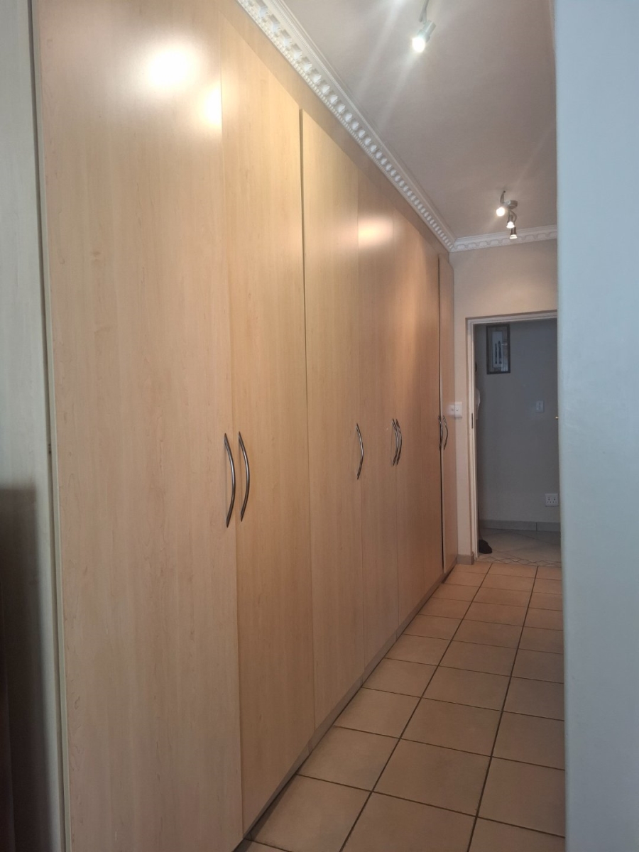 4 Bedroom Property for Sale in Ninapark Gauteng